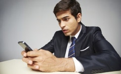 “과도한 스마트폰 사용 남성 발기부전 초래”