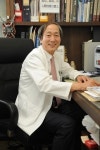 정복수신경외과 | 신경외과 척추 치료 대한민국 최고 의사는?