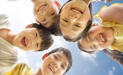 빠지면 다시 나올 어린이 유치, 다쳐도 그만?