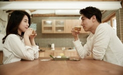 상대와의 ‘눈 맞춤’ 이 가장 편한 시간은 몇 초?