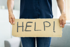 걸핏하면 가렵고 얼굴 후끈…‘질 효모 감염’ 증상 9가지