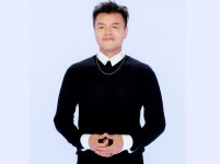 JYP, 서울아산병원에 2억 기부... 취약 계층 환아 치료 지원