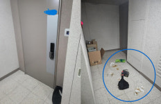 치킨소스 샜다고 던져 고객 갑질 논란...청소까지 시켰다