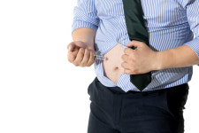 10년 마약 중독이었는데..50대 男 이것 맞고 중독 벗어났다?