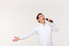 노래 한 곡조 뽑았더니...스트레스 직통으로 푸는 방법?