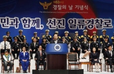 이 대통령 “경찰, 확실한 소명의식 있어야”