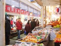 재래시장 상인들의 소망…“대통령님 새해에는”