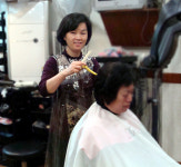 “정책 덕에 제 미용실 가졌어요”