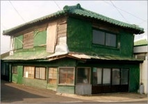 100년 역사 ‘군 공연단’ 건물 살리자