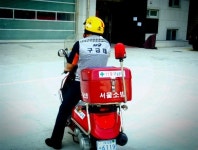 국내 최초 오토바이 구급대원 만나보니