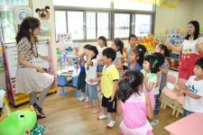 “보육비 줄고 급식도 만족…안심하고 맡겨요”