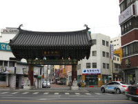 350년 전통 대구 약령시에 웬 커피전문점?