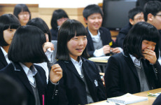 학교와 교사 중심의 해결구조 만들자