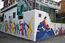 담장벽화 덕분에 인적 드문 시골마을에 관광객 ‘부쩍’