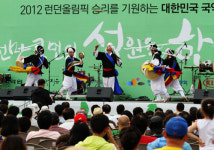 오천만 국민의 성원 한국의 음악으로!