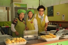 어르신 일자리 대표주자 ‘할매즈 푸드’ 가보니