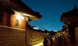 은은한 달빛 안내 받으며 타박타박 시간 여행