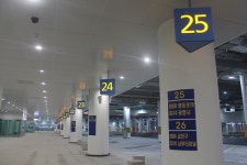 여기는 인천공항 2터미널역입니다~