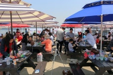 제1회 ‘한부모가족의 날’로 돌아본 가족 정책