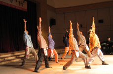 곡절 속에도 민초들은 역사를 바꿔왔다!