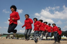 ‘함께해요 새마을, 행복해요 수원’