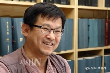 서귀인명-49 | 백내장과 관절염 이겨내고 발간한 '친일인명사전'