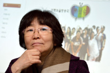 옆집 아줌마가 앵커로 나와요