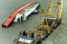 우리는 왜 날마다 명복을 비는가