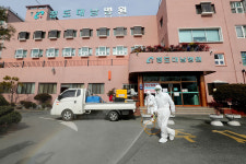 팬데믹 속 죽음은 발전의 원동력