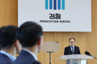 [단독] 윤석열 정부 1년, 대통령기록관 압수수색 역대급