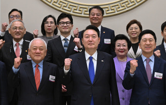 김한길 위원장 부인해도 ‘역할론’ 불씨 꺼지지 않는 이유