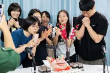 ‘골방 감성’은 이제 안녕~ 〈시사IN〉 유튜브가 달라졌다 [취재 뒷담화]