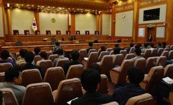 헌법재판소, 성범죄자 '화학적 거세' 위헌 가린다