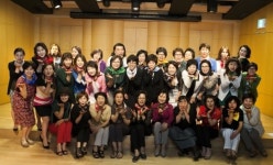 “사업 스트레스, 합창으로 풀지요”