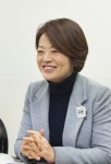 [4.13 총선 여성 당선자] 강동갑 더민주 진선미 재선 “사랑으로 보답하겠다”