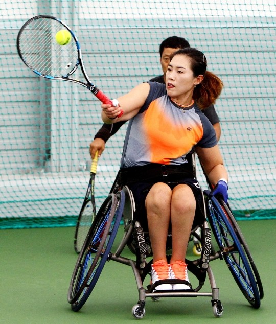 파리 패럴림픽 6개 금메달 획득한 한국 선수 원유민, IPC 선수위원 당선 축하