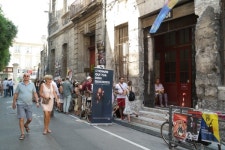 [까칠버럭 엄마와 평화주의자 딸의 유럽 공연 축제 여행]② 축제는 페스티벌이며 사람이다