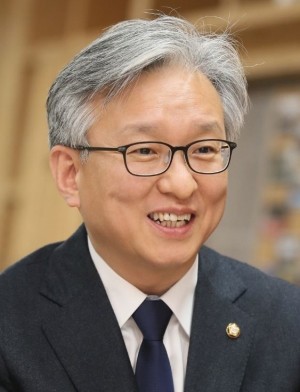 전남 지역 어린이날 연휴 교통사고 증가, 안전 운전 강조