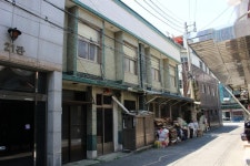 성매매집결지 자갈마당 경찰 유착 비리 철저 수사하라