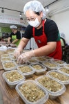 [W포토] 소중한 밥 한 그릇 반찬나눔으로 건강하고 맛있게