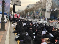 더는 자매를 잃지 않겠다 혜화역에 다시 모인 여성들의 외침