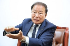 하이타이 한 봉지로 시작, 연매출 1조6000억원 글로벌 기업으로 우뚝