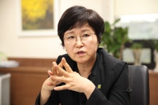 돌봄 손길 필요한 이웃 늘어… 공공성 강화가 해법