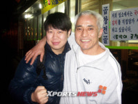 [변기자의 격투 이야기]  만화가 장태산, 그리고 프로레슬러 김남석 그들의 만남