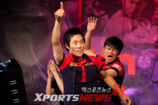 [테켄 크래쉬 S5] 마녀 삼총사, 레저렉션 제압하고 감격적 첫 우승 달성