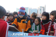 송파초등학교, 진지한 작전 타임 [포토]