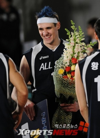 가빈, 2년연속 올스타전 MVP…신영석 세리머니 상