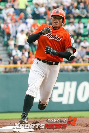 '11호 홈런' 한화 최진행, 