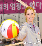 미아, 10년 지기 안젤코와 한국에서 뛰는 것은 행운