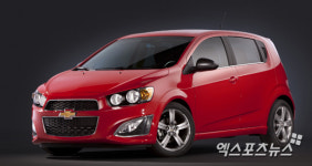 GM, 디트로이트 모터쇼서 쉐보레 소닉RS 등 신차 4종 공개